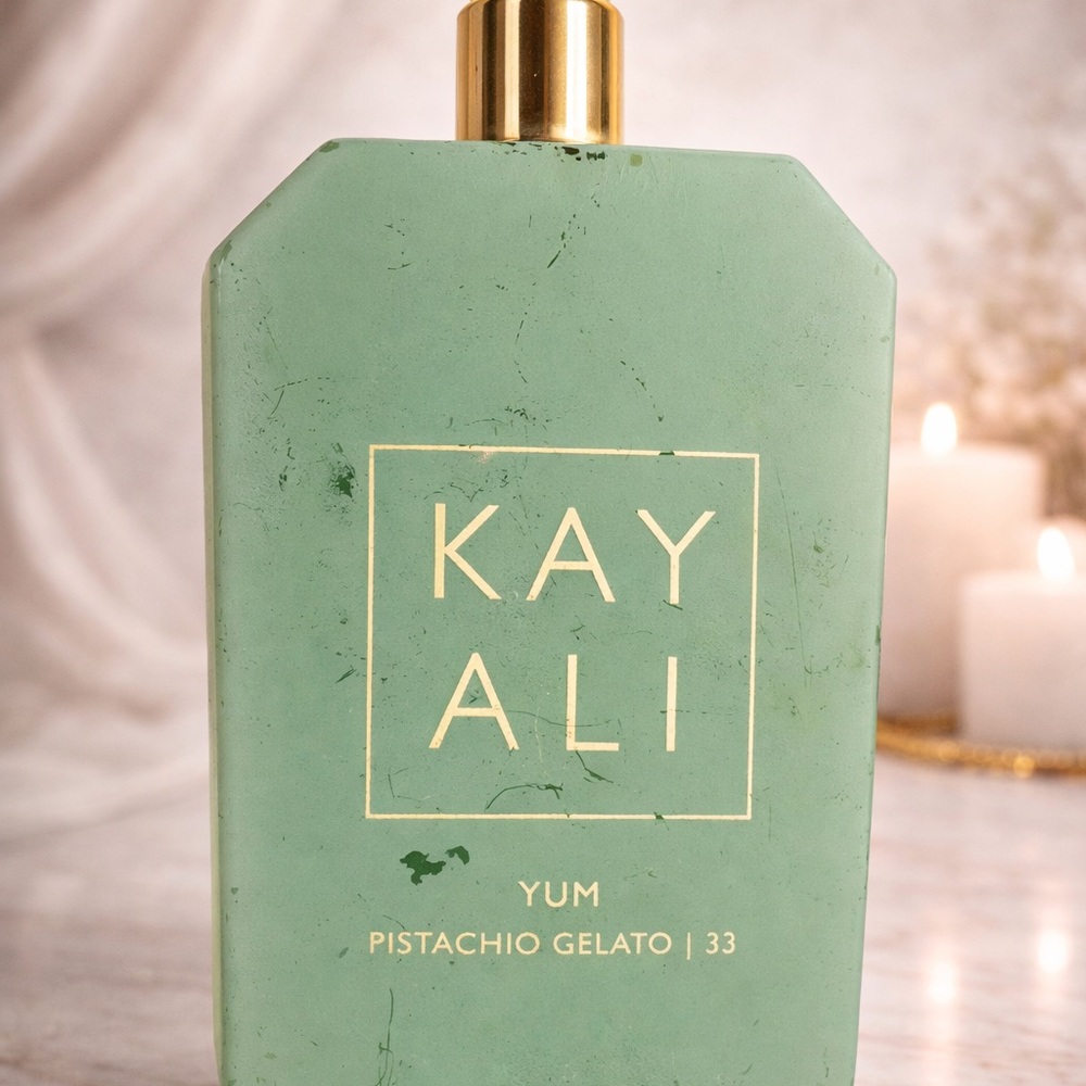 Kayali Yum Pistachio Gelato | 33 – Tester – No Cap Scratched bottle